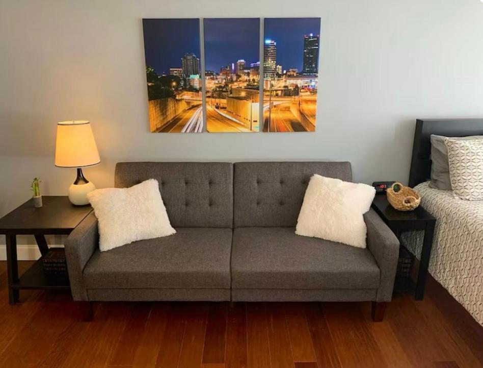 Condo Close To Stadium And Free Parking Knoxville Kültér fotó
